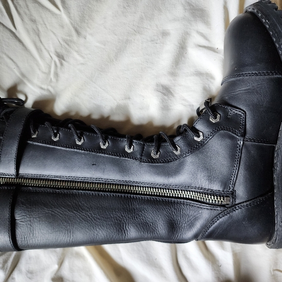 Milwaukee Women's Leather Riding Boots - Picture 4 of 8